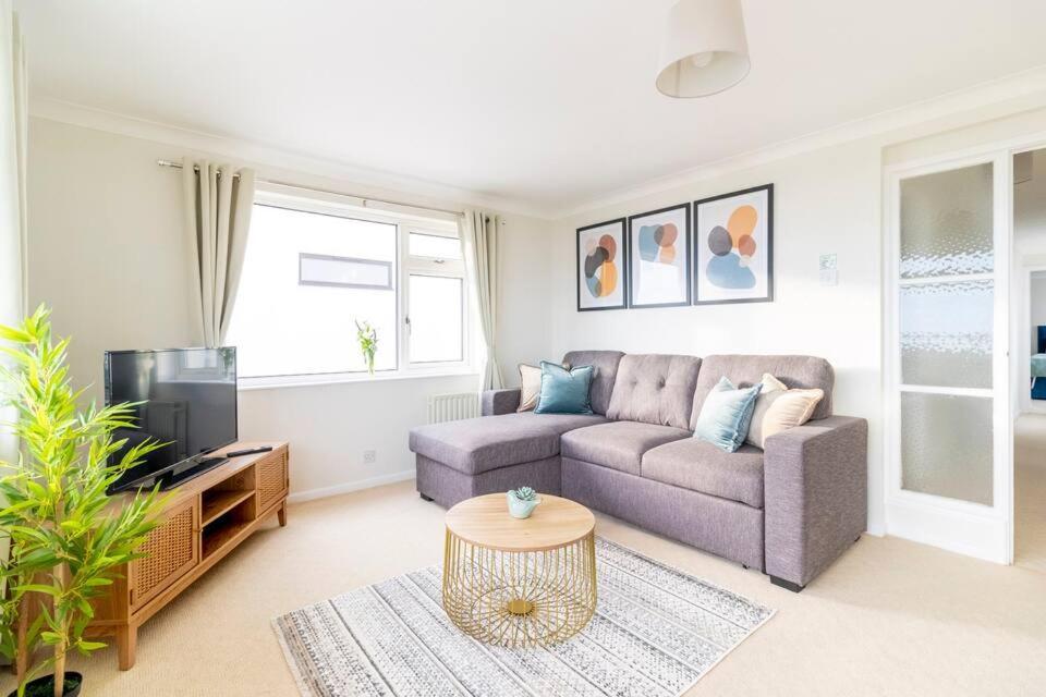 Incredible Sea View 2 Bedroom Beach Apartment Bournemouth Luaran gambar
